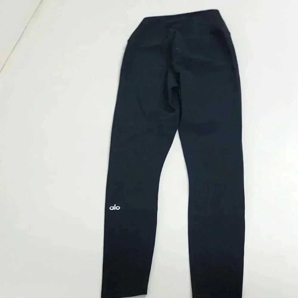 Alo Yoga Ripped Warrior Leggings
